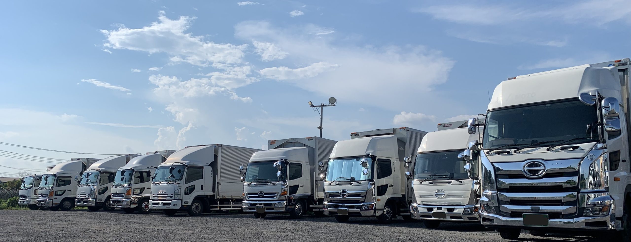 関東の輸送企業　茨城「東光物流」　食品から機械までオーダーメイドで輸送・車両手配をおこないます